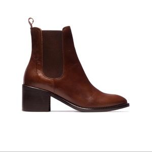 L’INTERVALLE Larabee boot in Chesnut leather sz 40